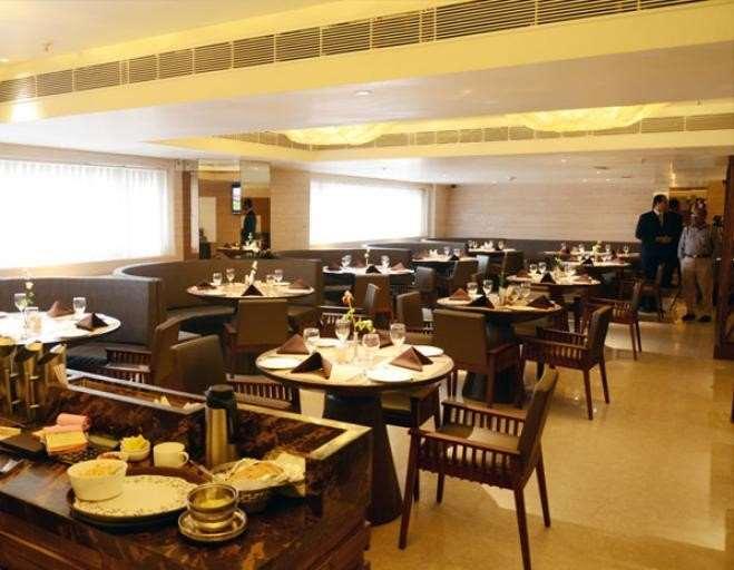 Monotel Kolkata Nhà hàng bức ảnh